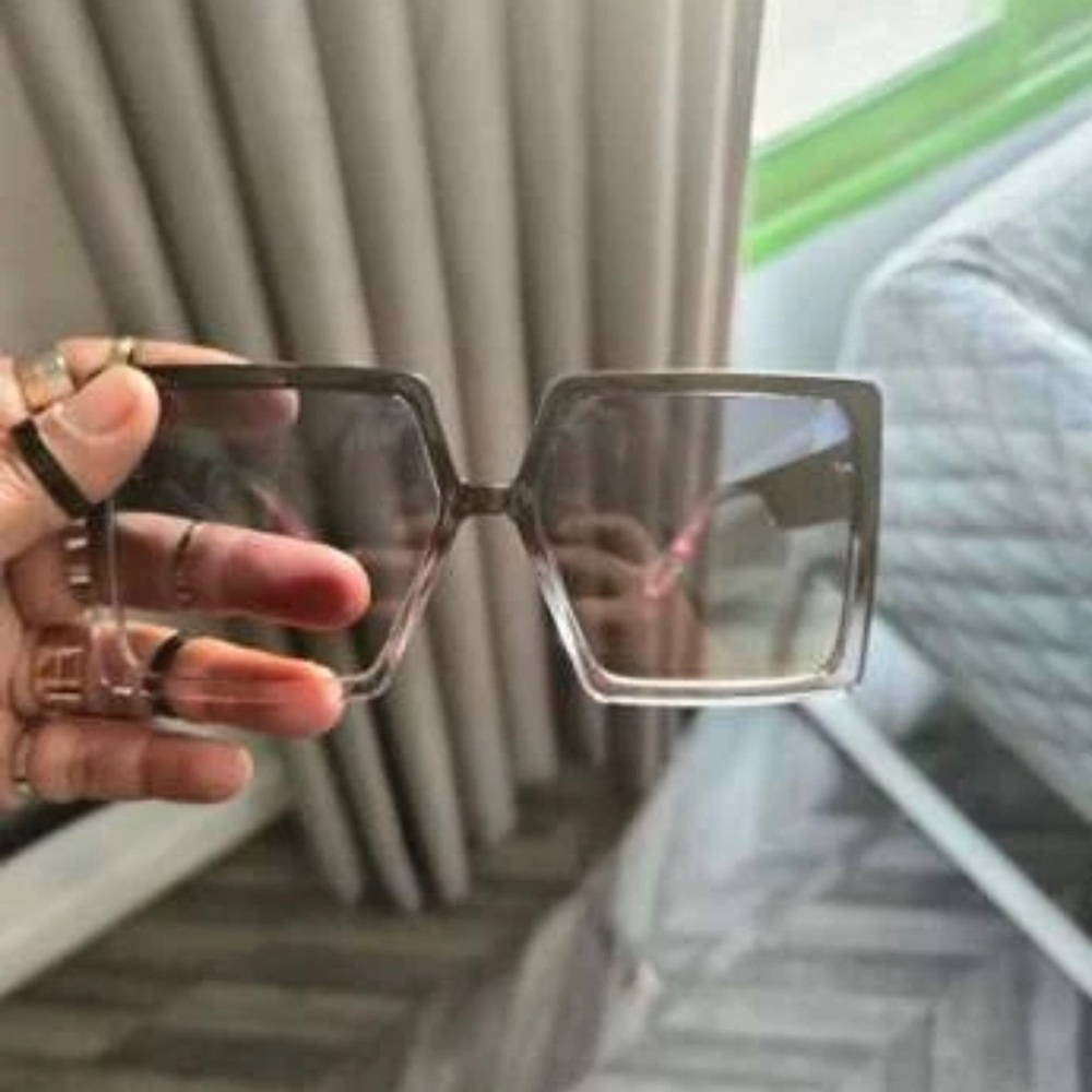 Color block sunglasses! - Picture 4 of 4